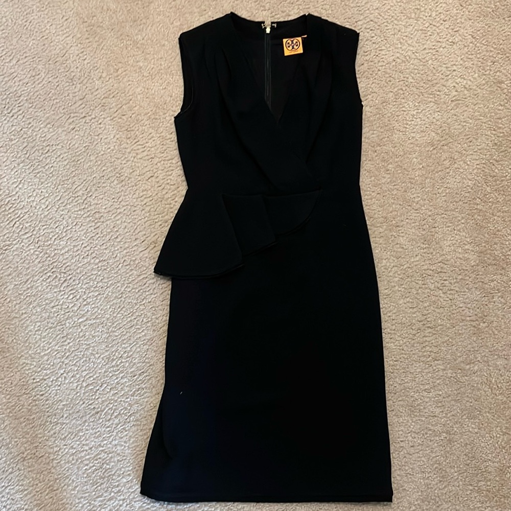 Tory Burch black dress size 2 EUC